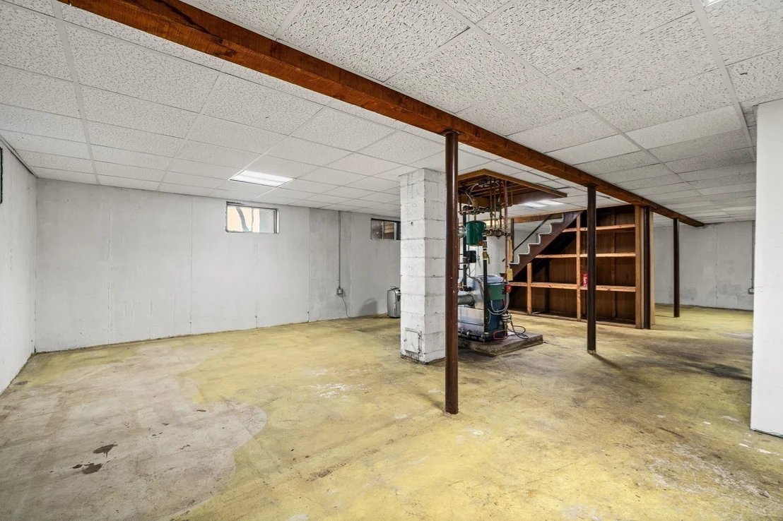Photo of 4 Niles Rd