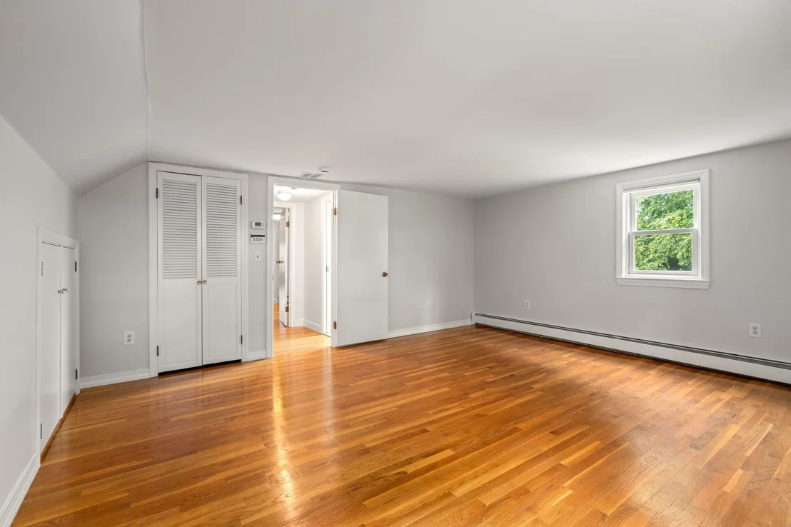 Photo of 358 Central Ave
