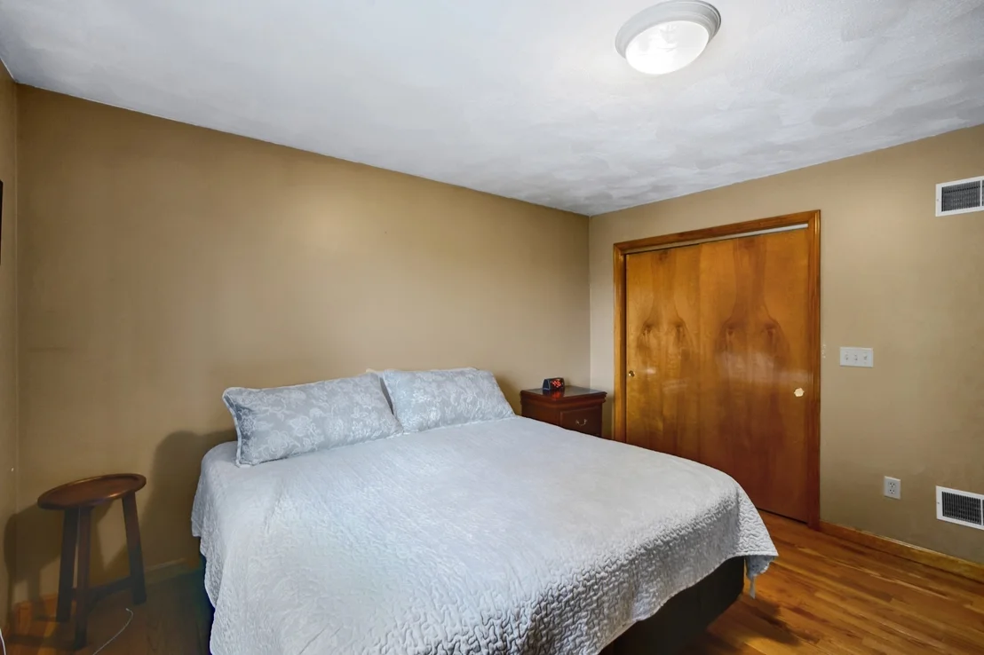 Photo of 52 Family Dr