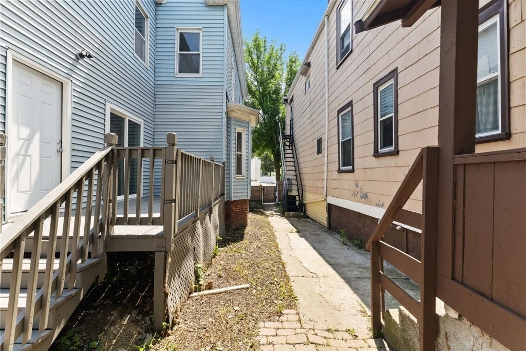 Photo of 9 Cross St