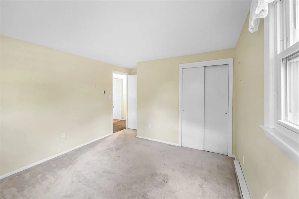 Photo of 32 Stonewall Dr