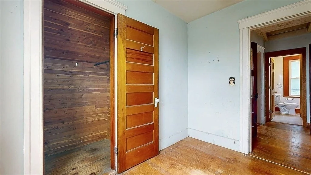 Photo of 120 Hillcroft Ave