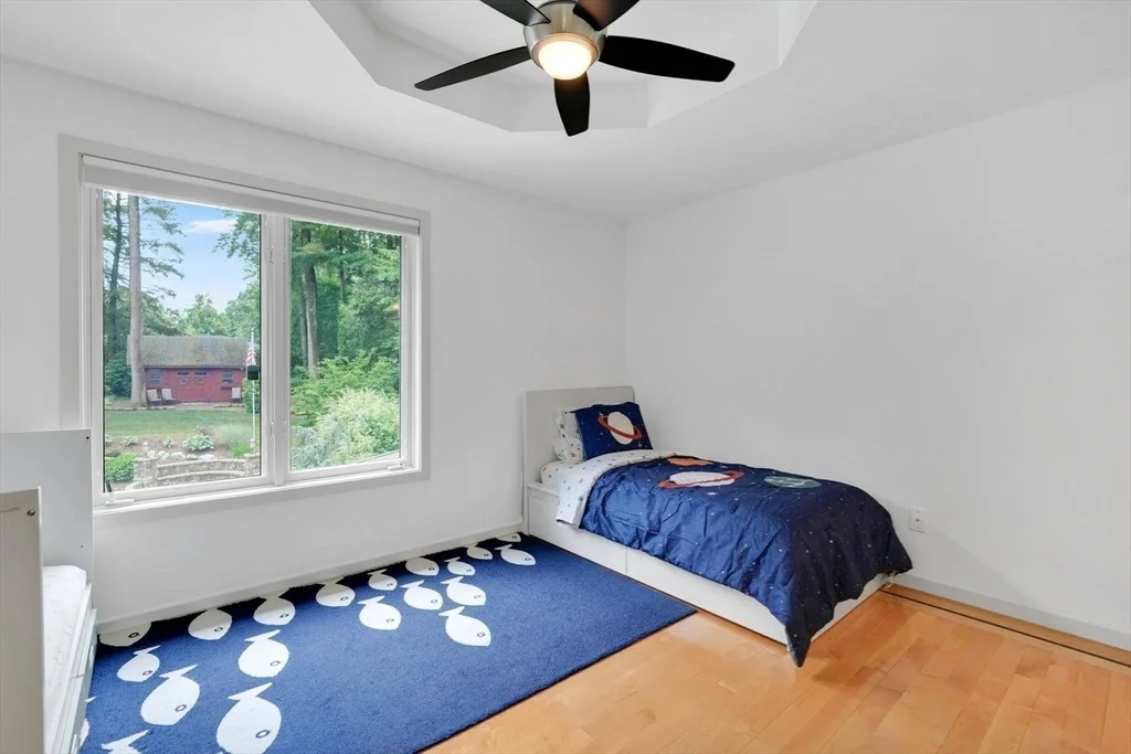 Photo of 56 Cardinal Ln