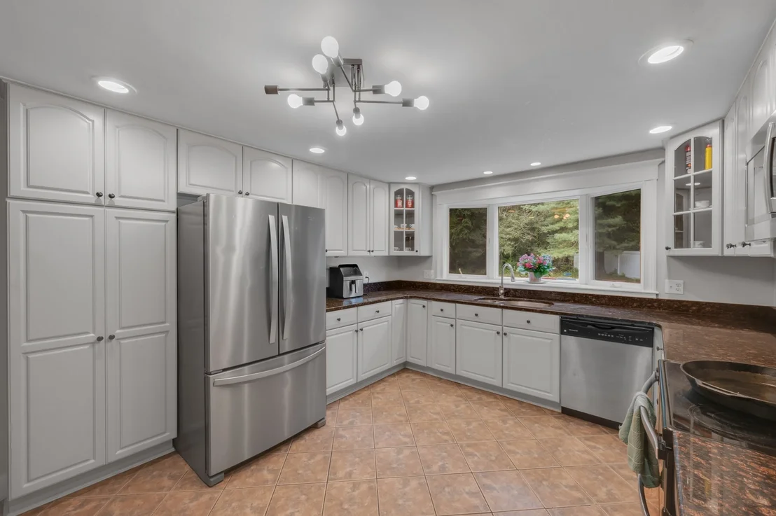 Photo of 30 W Sutton Rd