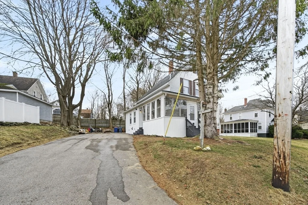 Photo of 22 Maple St
