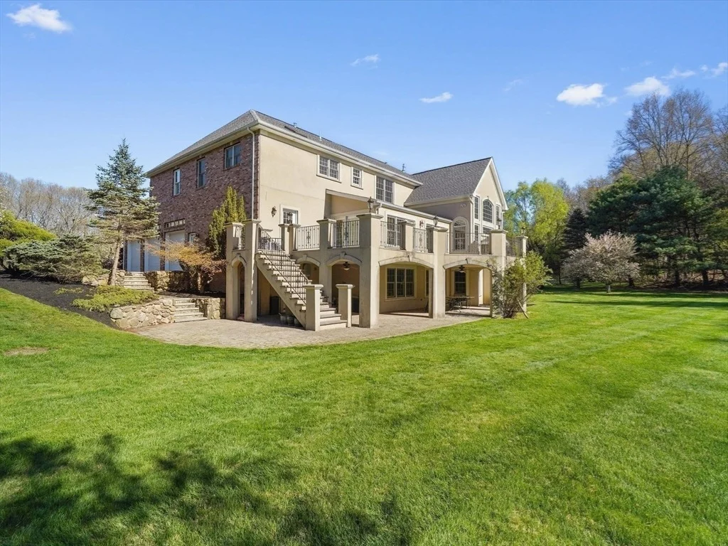 Photo of 12 Arrowhead Lane
