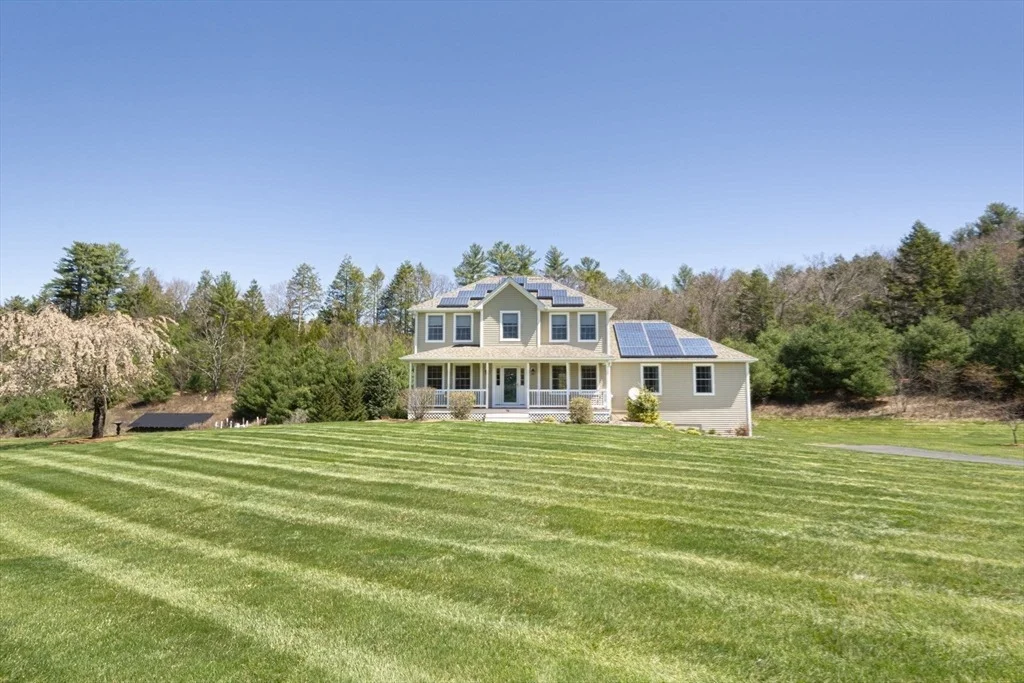 Photo of 70 Skyline Dr