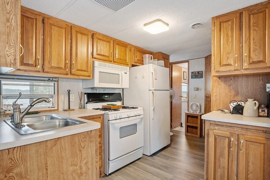Photo of 895 Flat Hill Rd