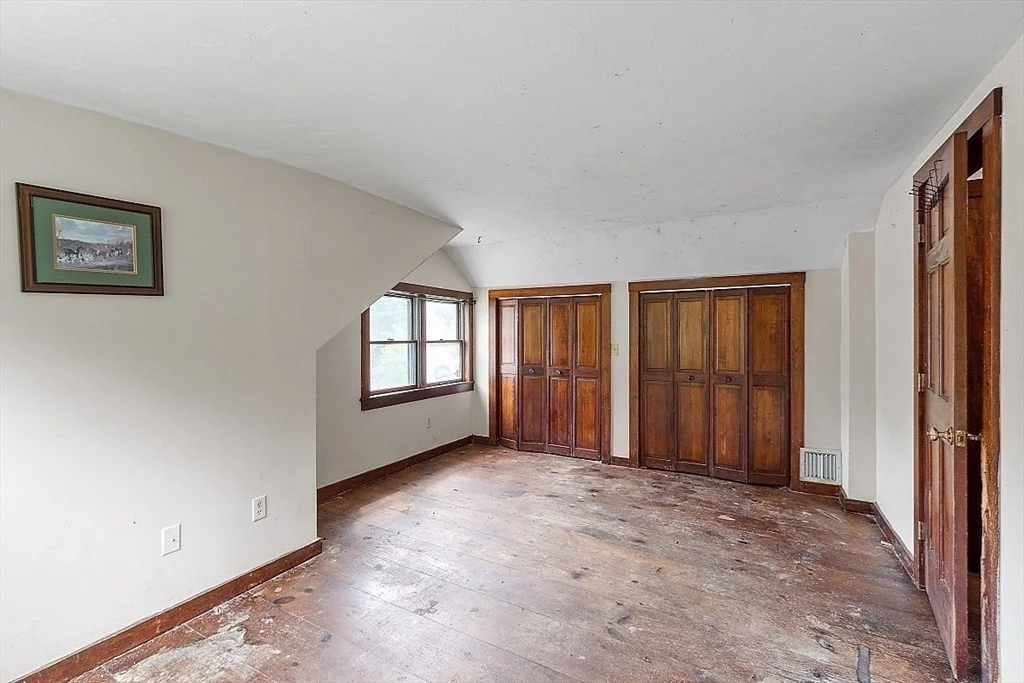 Photo of 650 Manning St