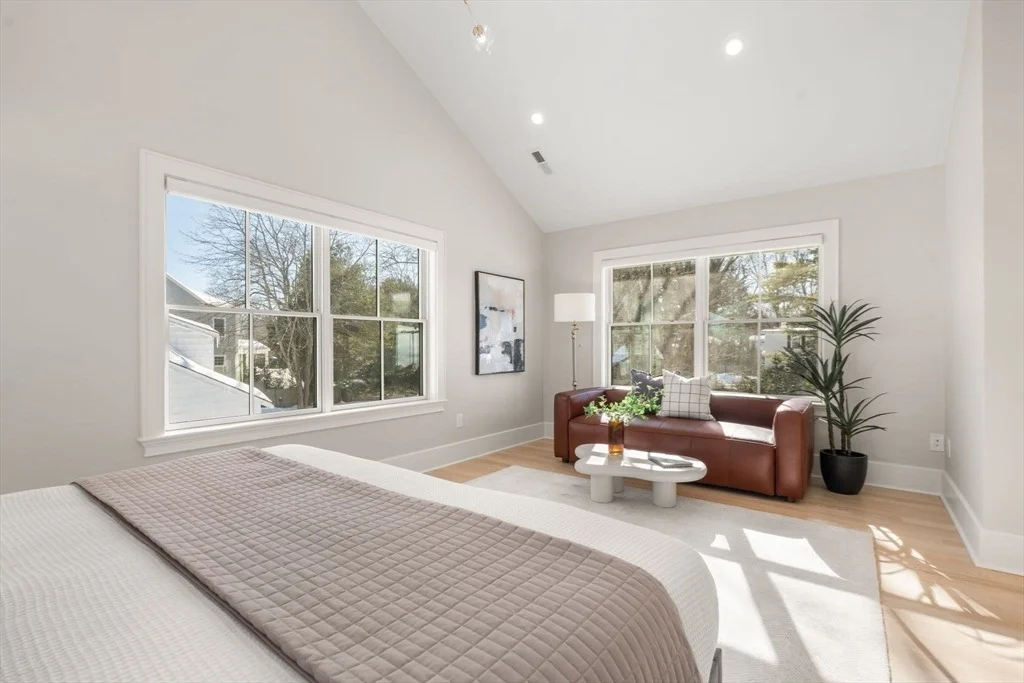 Photo of 620 High Rock St