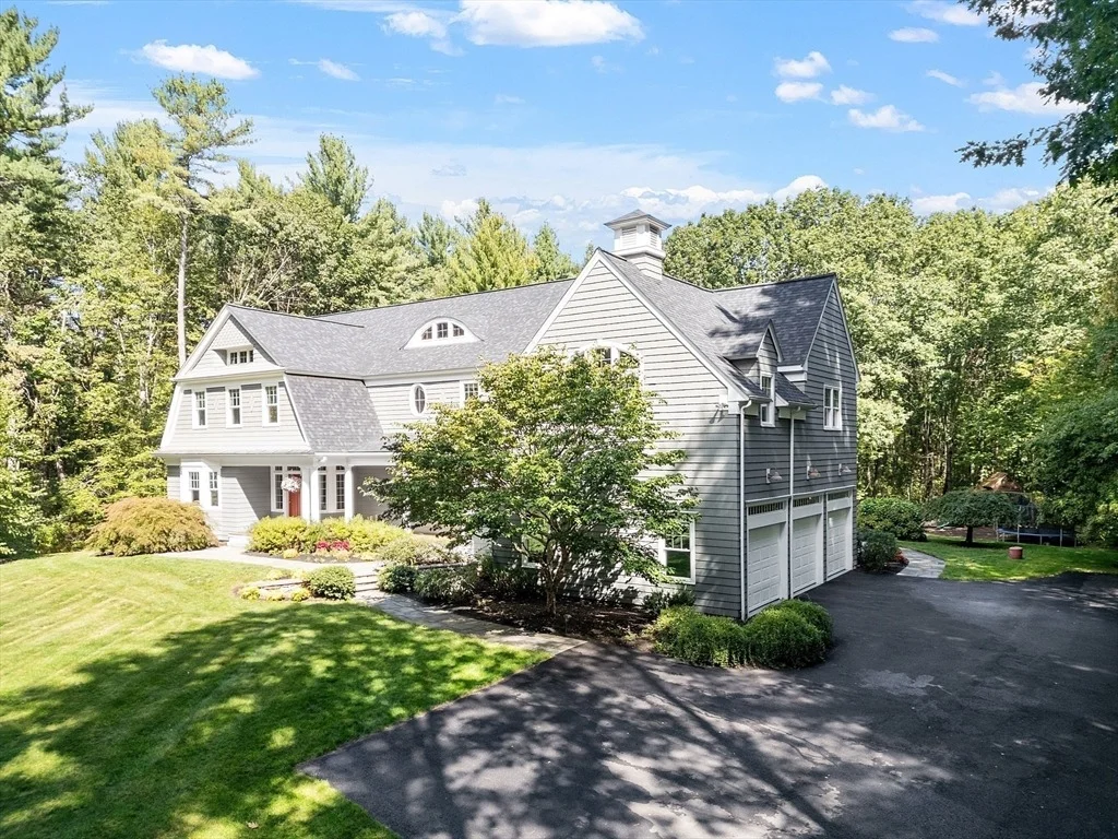 Photo of 80 Daniels Ln