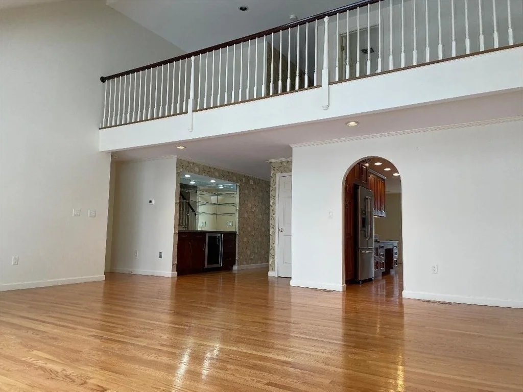 Photo of Unit 2 at 2 Windpath East