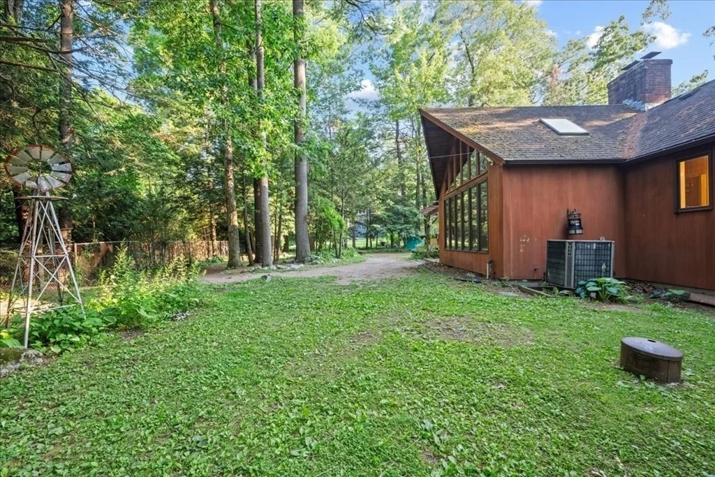 Photo of 39 Westview Ter
