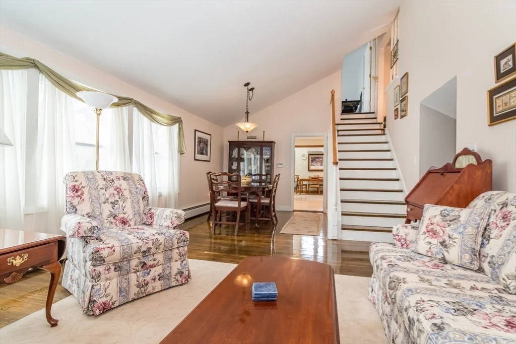 Photo of 1 Cheryl Rd