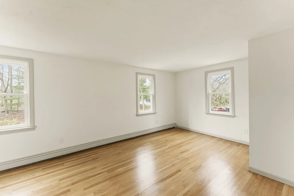 Photo of 1 Forest Rd