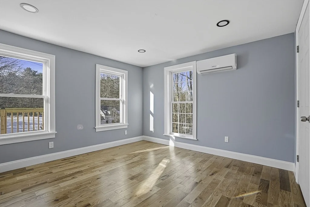 Photo of 140 Spring St