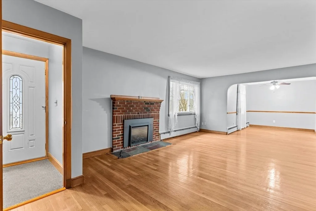 Photo of 70 Mayfair Street