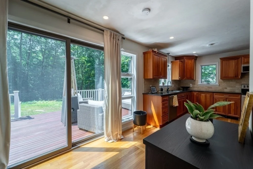 Photo of 140 Sutton Rd