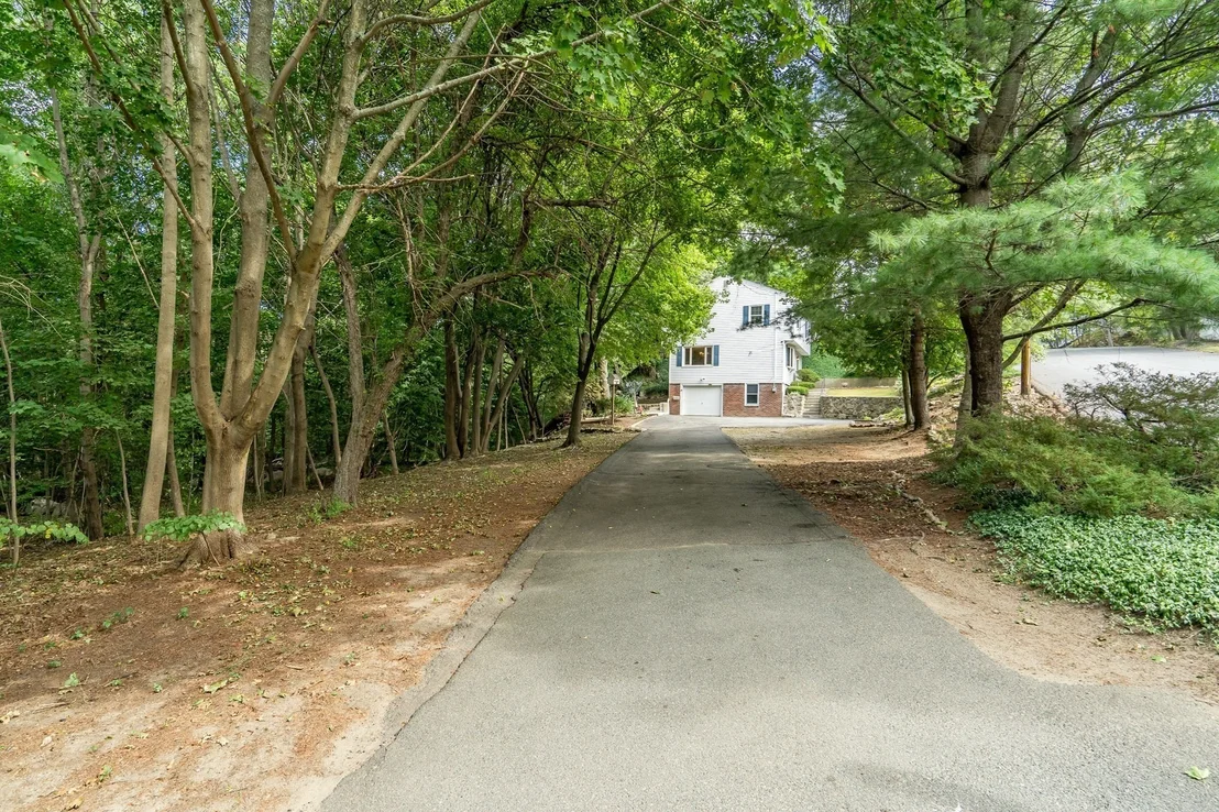 Photo of 6 Longhill Road