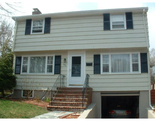 Photo of 142 Truro Ln