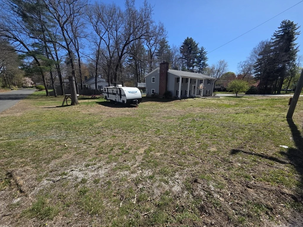 Photo of 166 Pomeroy Meadow Rd