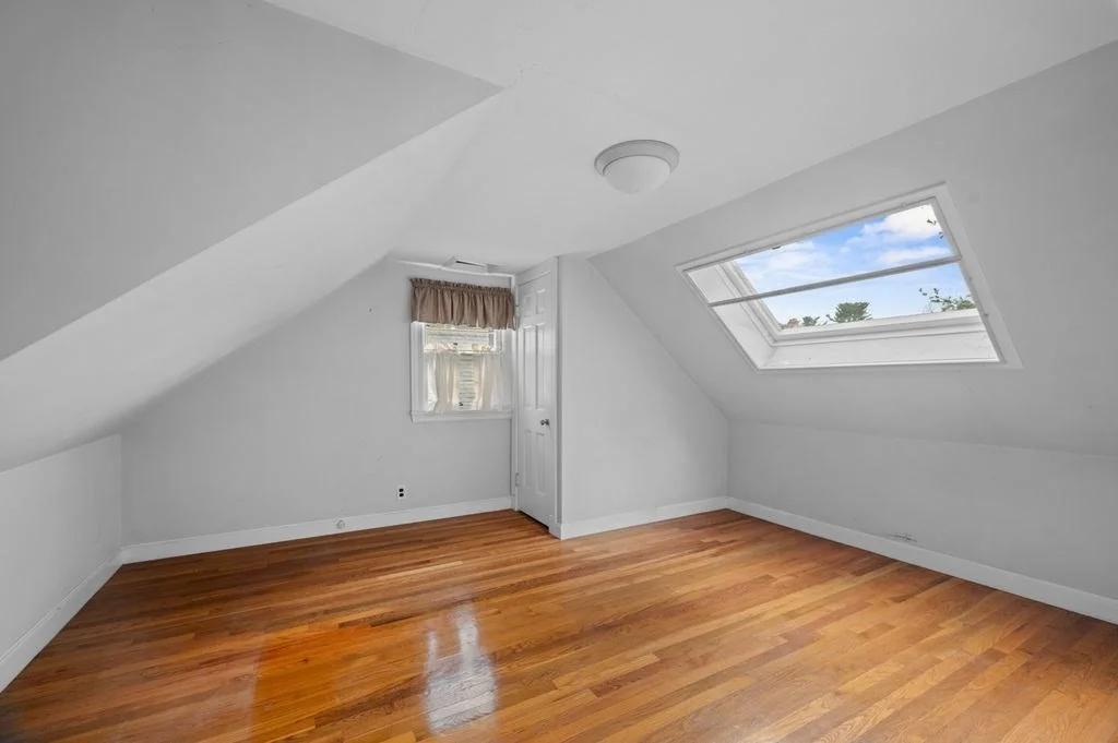 Photo of 10 Standish Way