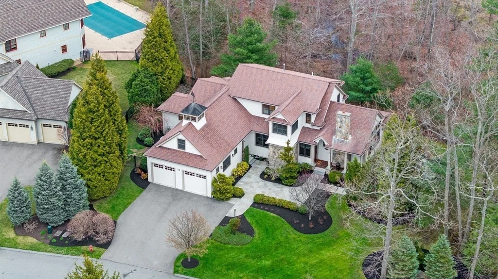 Photo of 24 Whitehall Cir