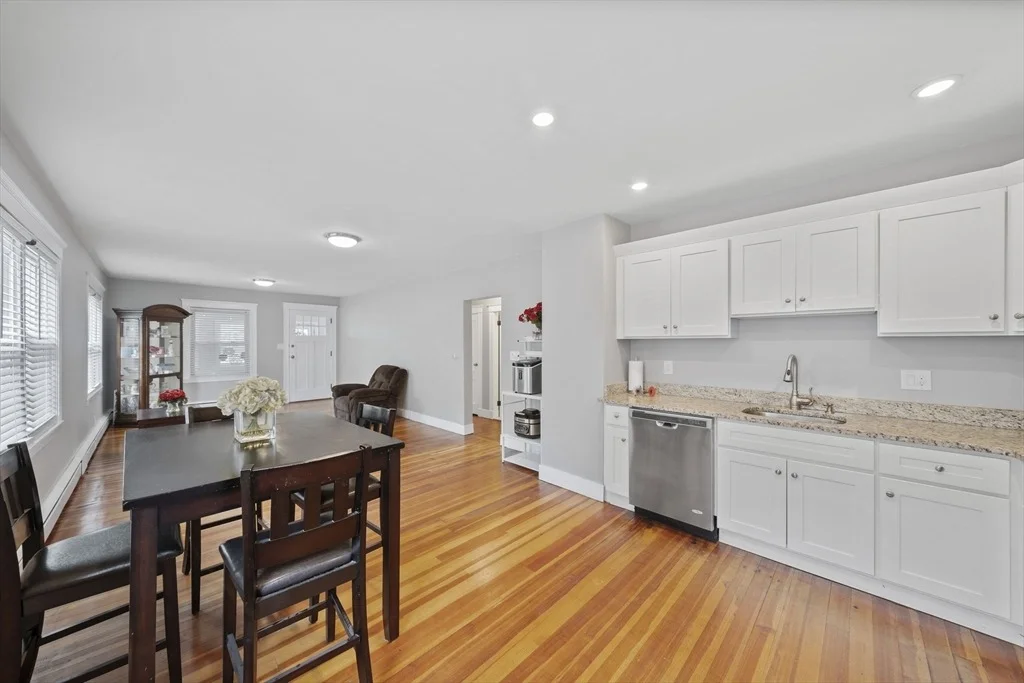 Photo of 93 Cross St