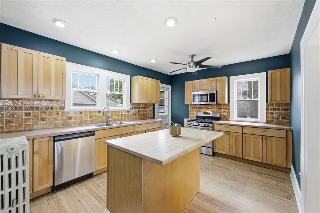 Photo of 9 Texel Dr