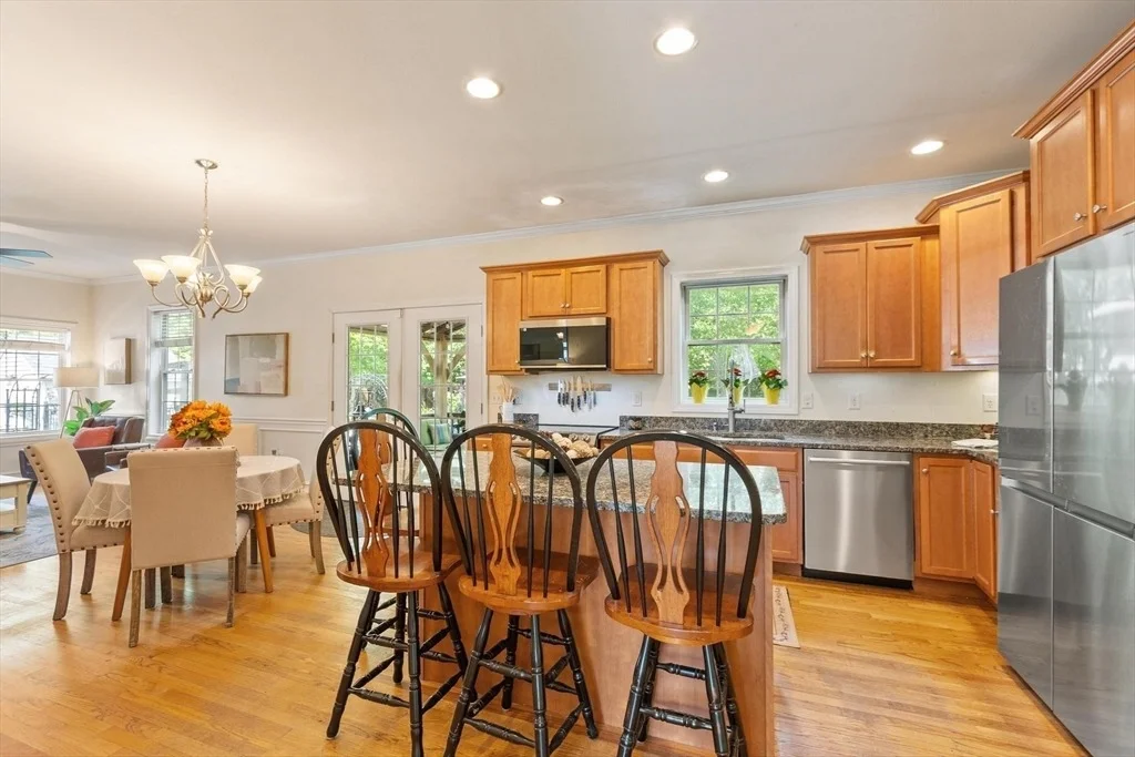 Photo of 83 Pleasant St