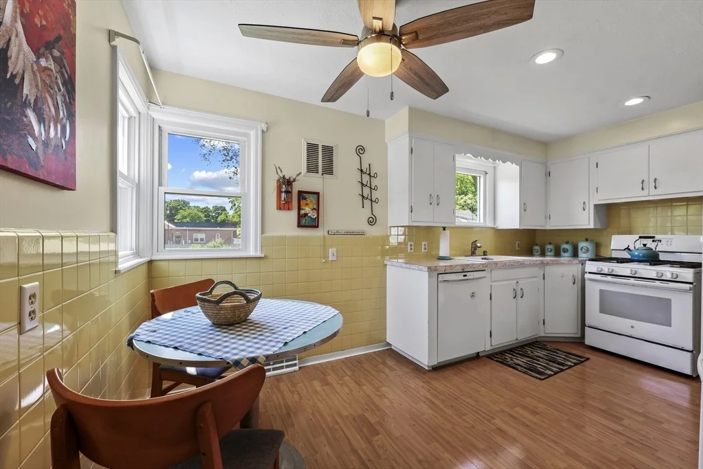 Photo of 111 Maple Road