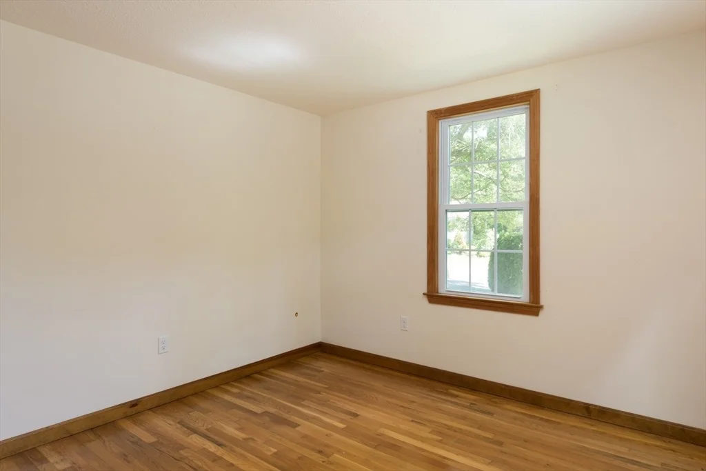 Photo of 35 Sharon Cir