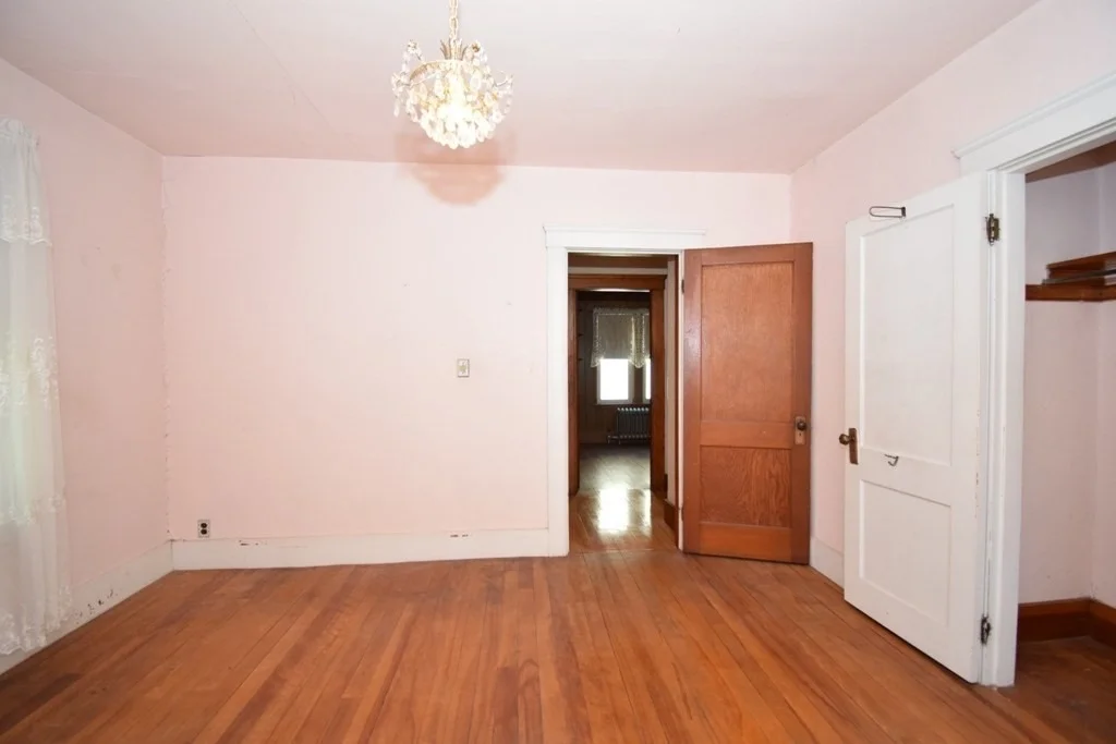 Photo of 128 Grandview Avenue