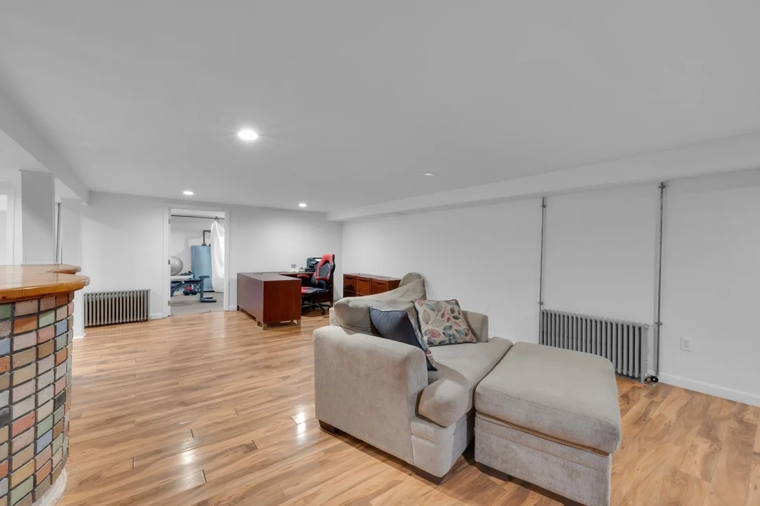Photo of 30 W Sutton Rd
