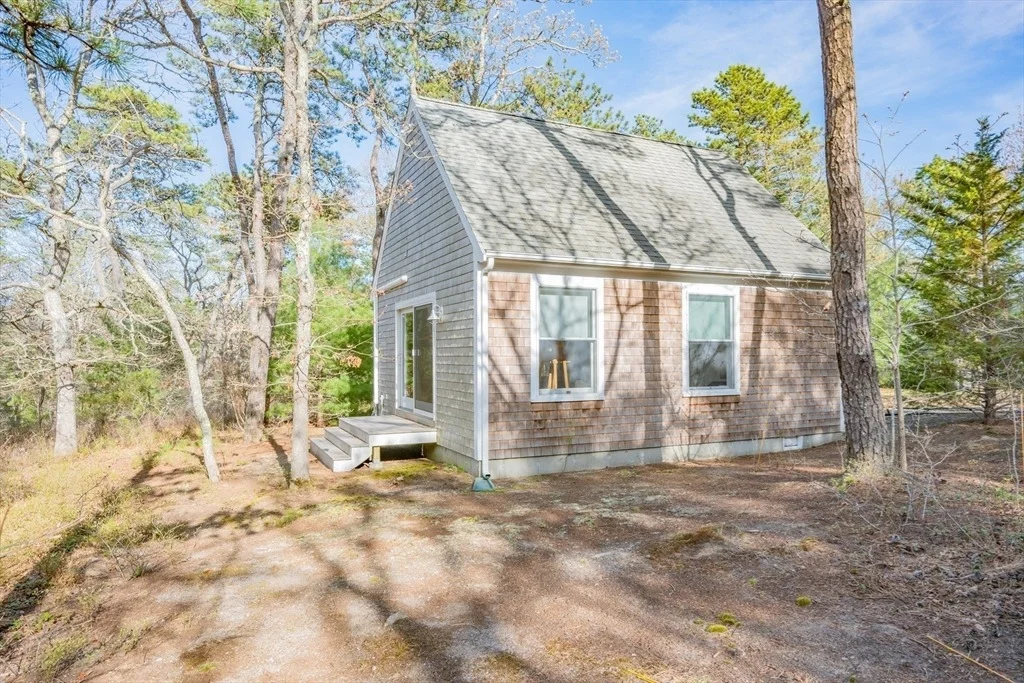 Photo of 374 Putnam