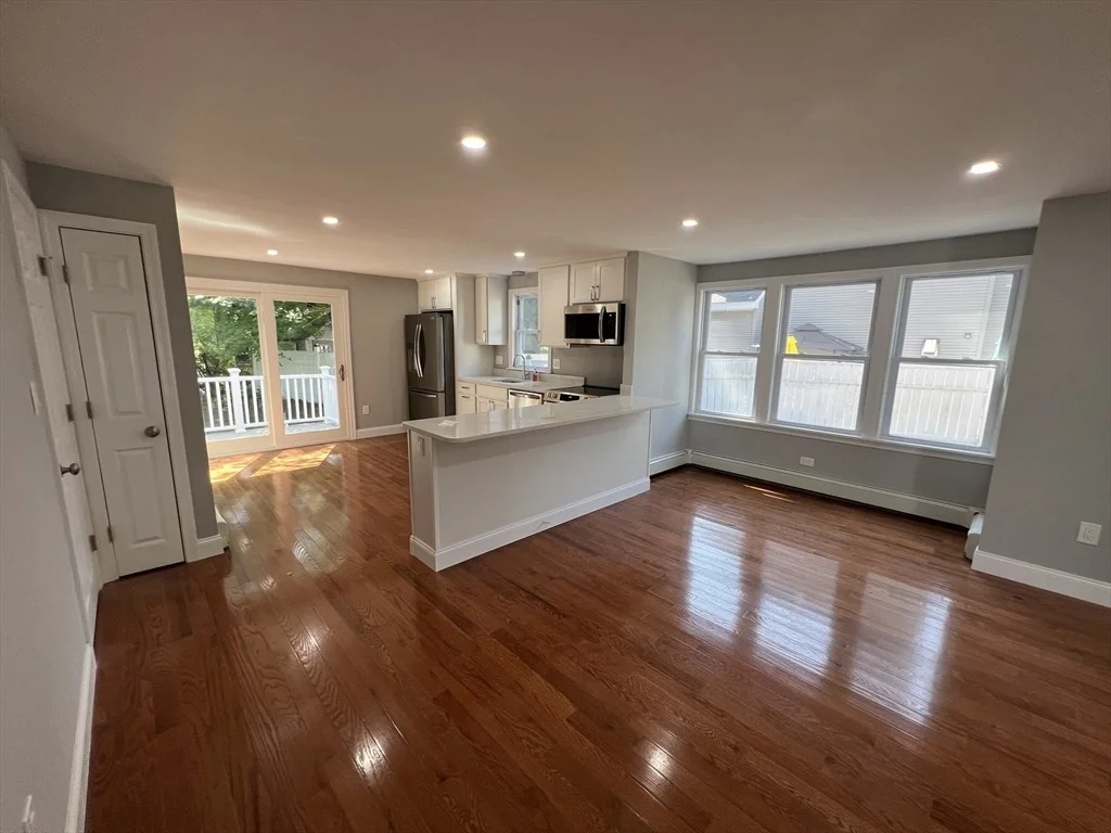 Photo of 2 Carl Ghilani Cir