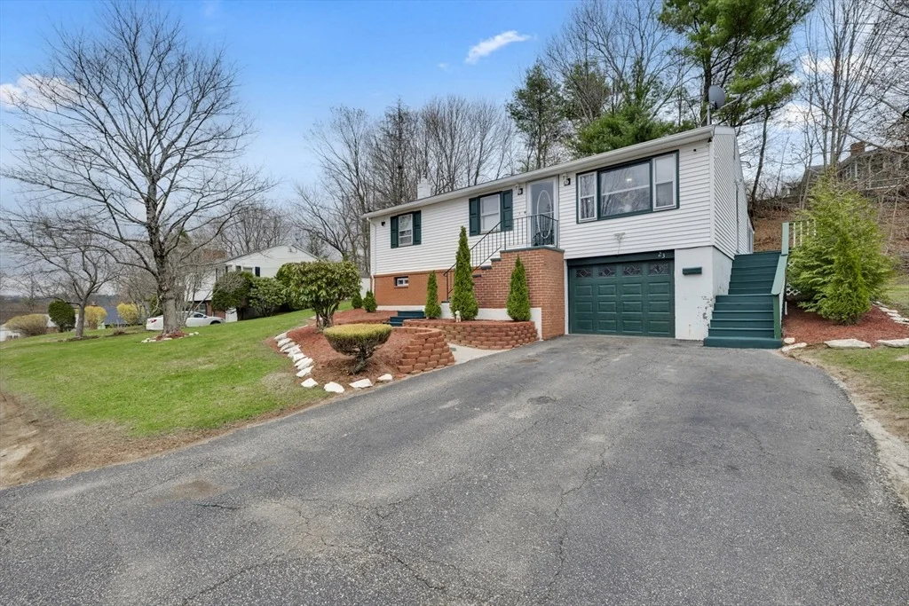 Photo of 23 Chartier Ln