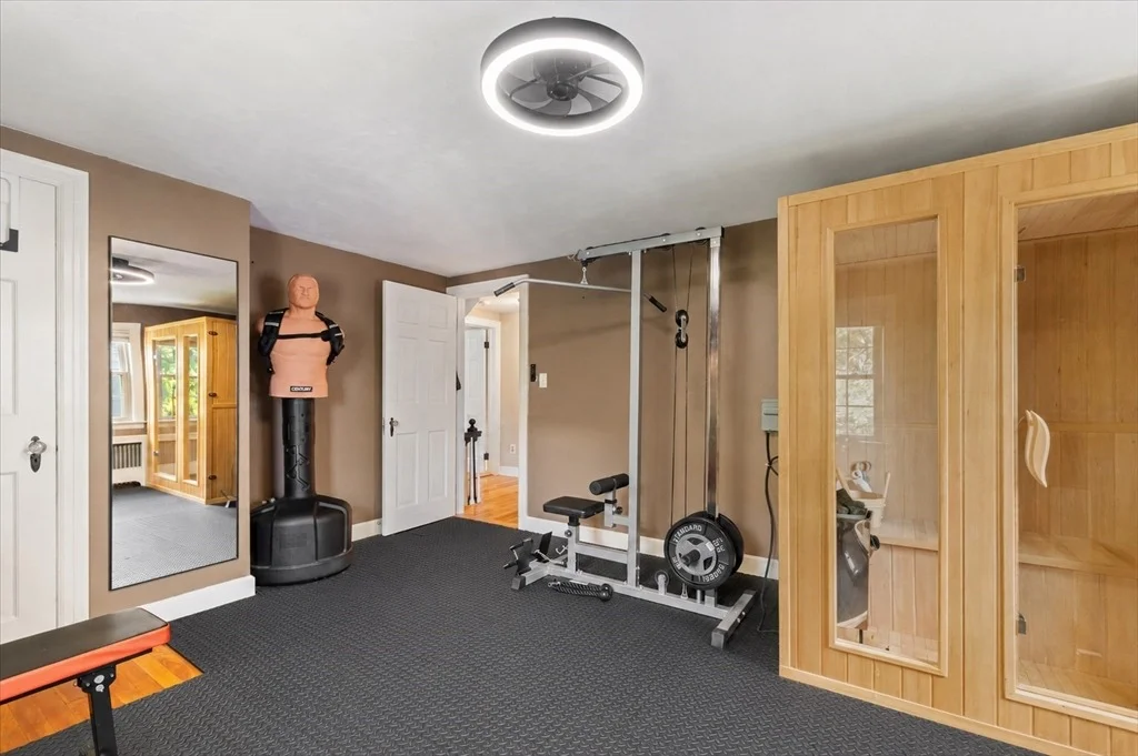 Photo of 30 Saint Elmo Rd