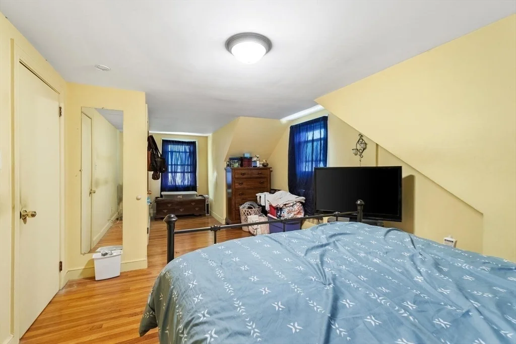 Photo of 152 Springvale Ave