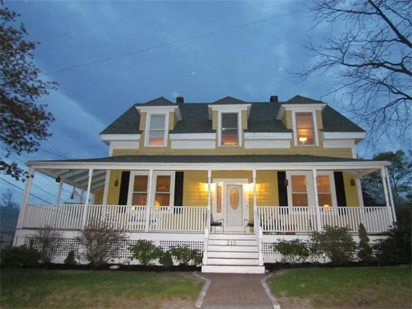 Photo of 215 Atlantic Ave