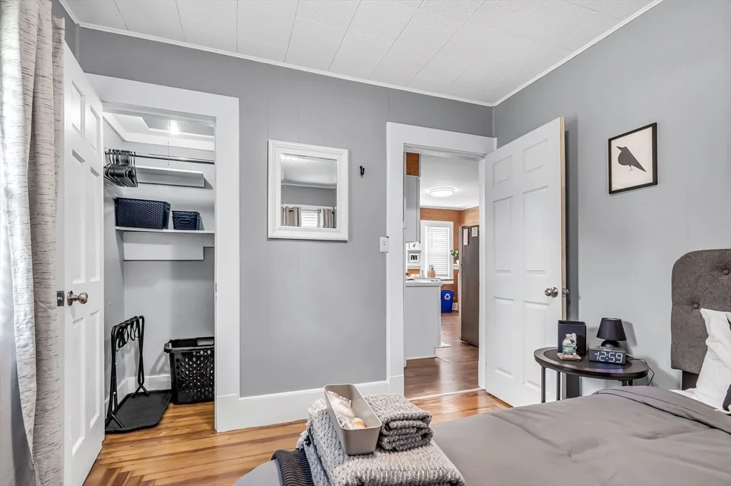 Photo of 1451 Bay St