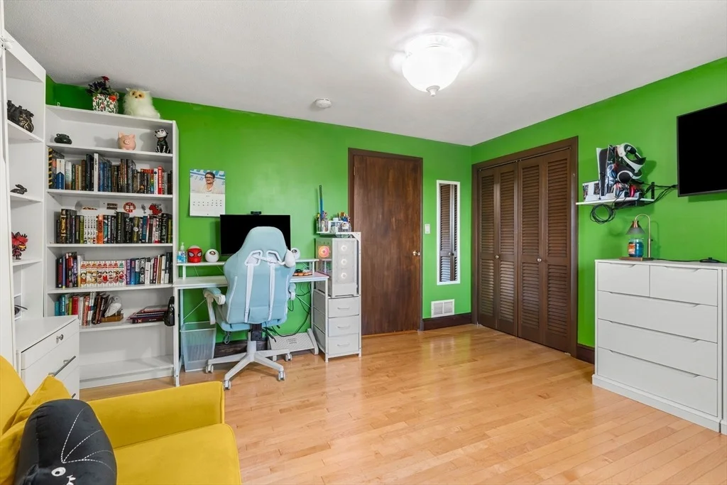 Photo of 12 Howard Rd