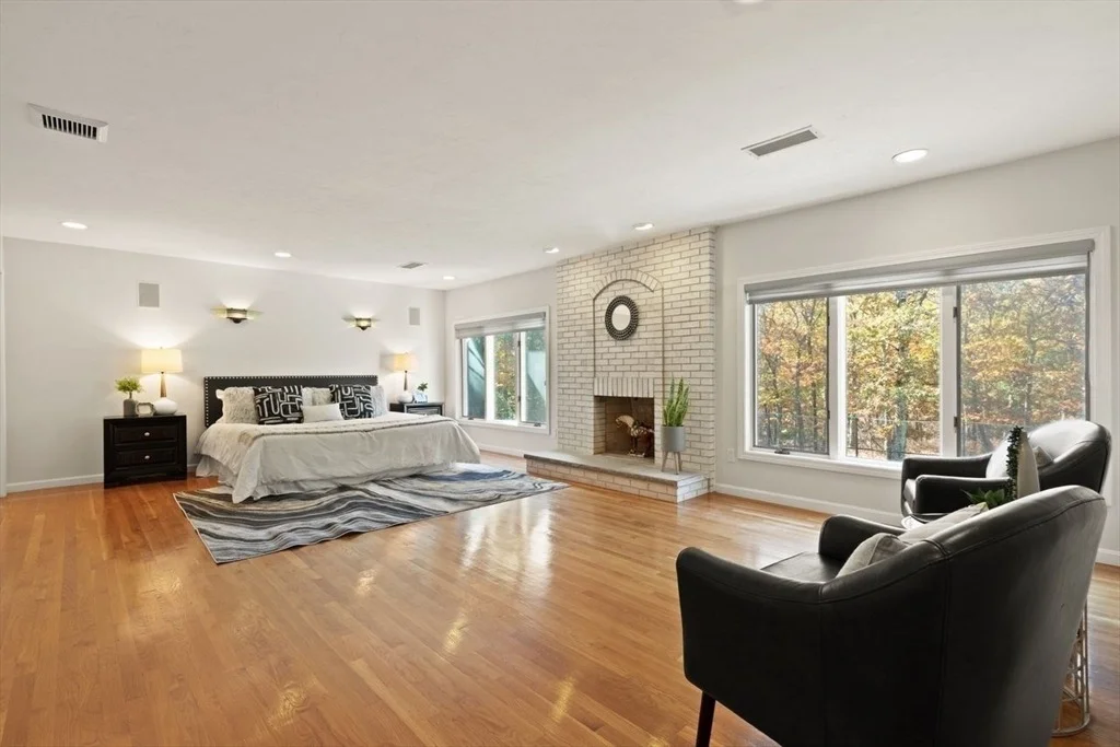 Photo of 74 Eisenhower Dr.