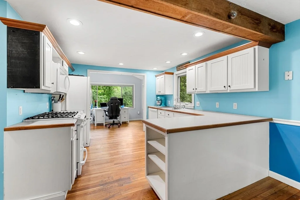 Photo of 3 Colonial Dr