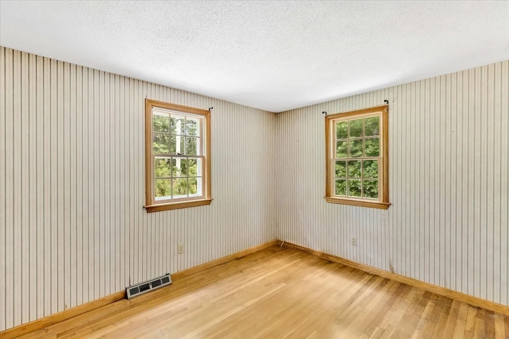 Photo of 804 Putnam Ave