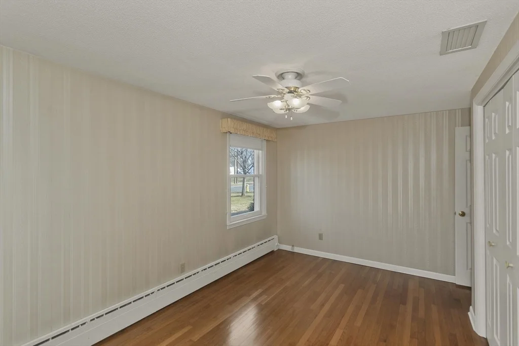 Photo of 309 Island Pond Rd