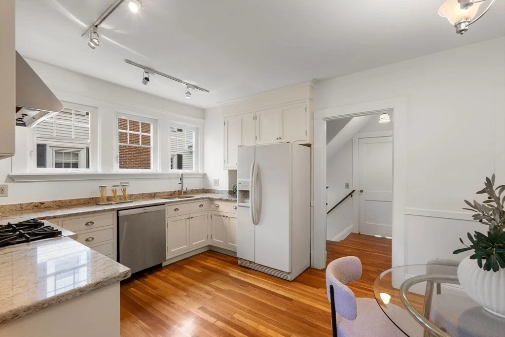 Photo of 855 Commonwealth Ave