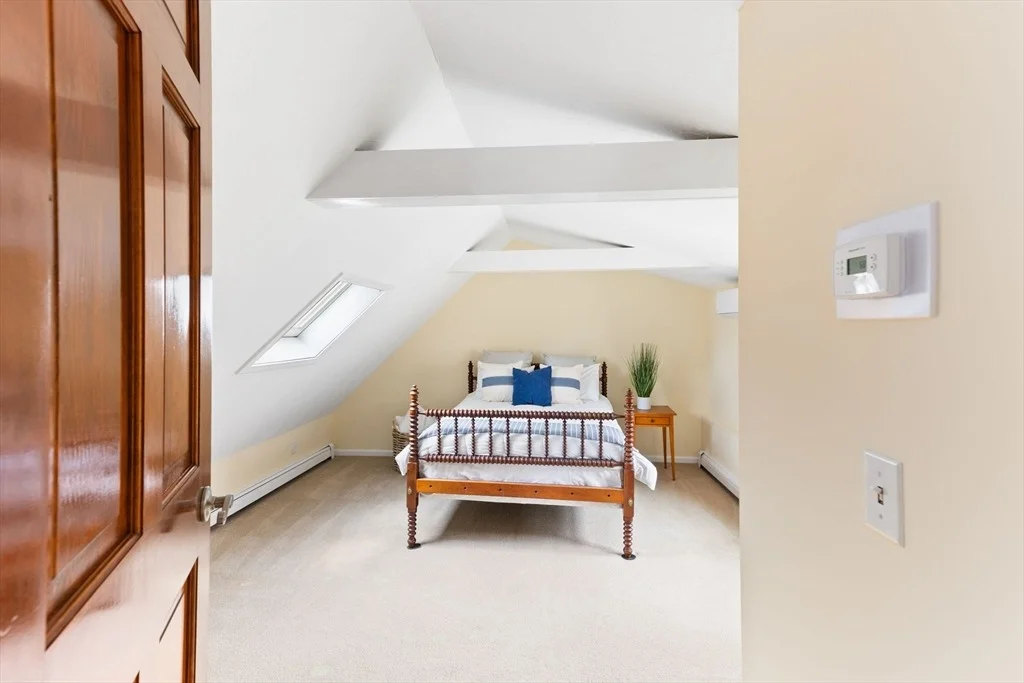Photo of 17 Weaver St