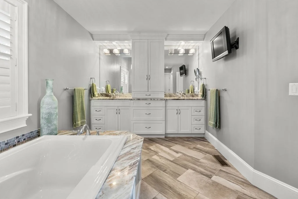 Photo of 101 Greensward Rd