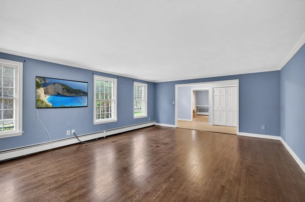 Photo of 10 Olympic Ln